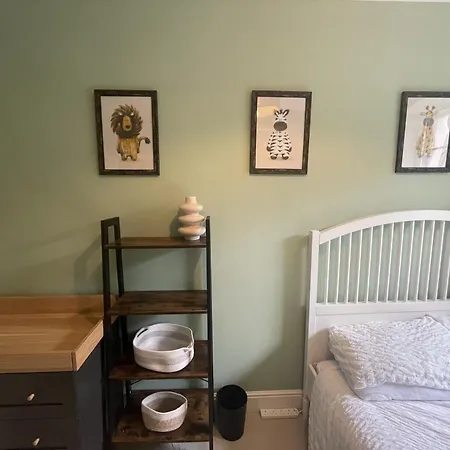 Gorgeous Hideaway In Classy Clifton Bristol