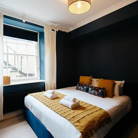 Gorgeous Hideaway In Classy Clifton Lägenhet