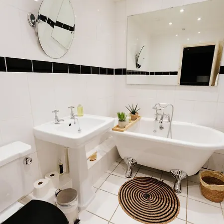 Apartman Gorgeous Hideaway In Classy Clifton Bristol