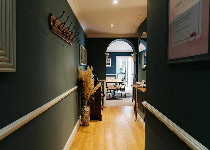 Gorgeous Hideaway In Classy Clifton 아파트 브리스틀