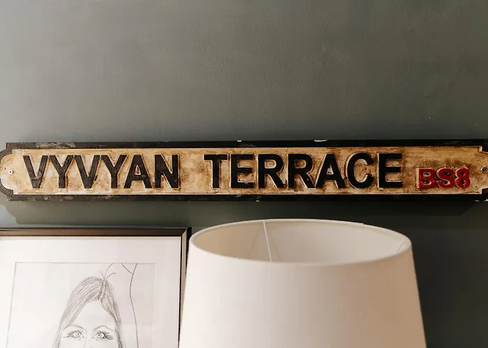 아파트 Gorgeous Hideaway In Classy Clifton *