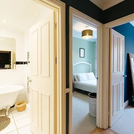 Gorgeous Hideaway In Classy Clifton Lägenhet *